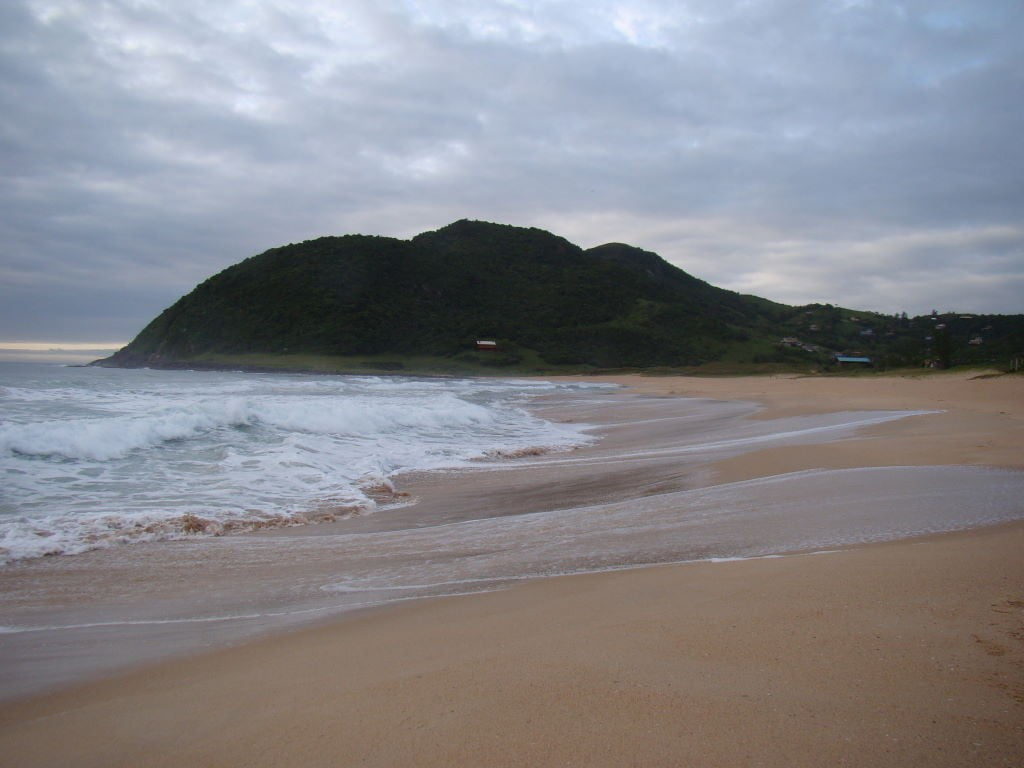 Praia da Silveira - As Melhores Praias de Garopaba SC