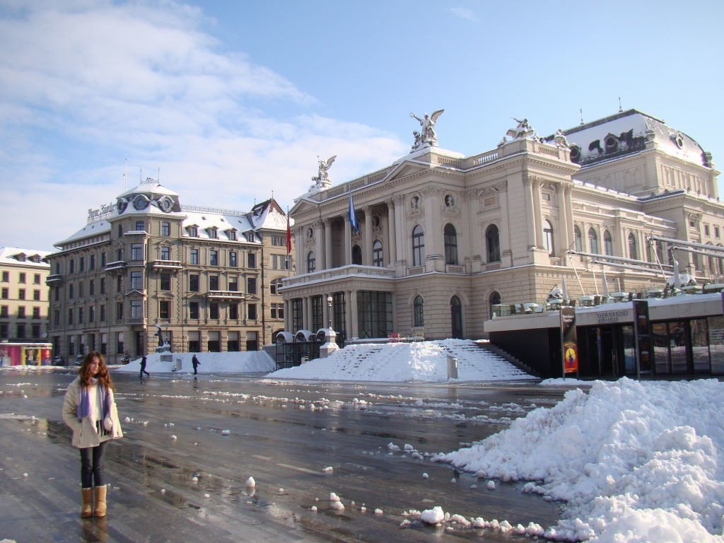 Ópera House - O que fazer em Zurique no inverno - Ano Novo e Pontos Turísticos