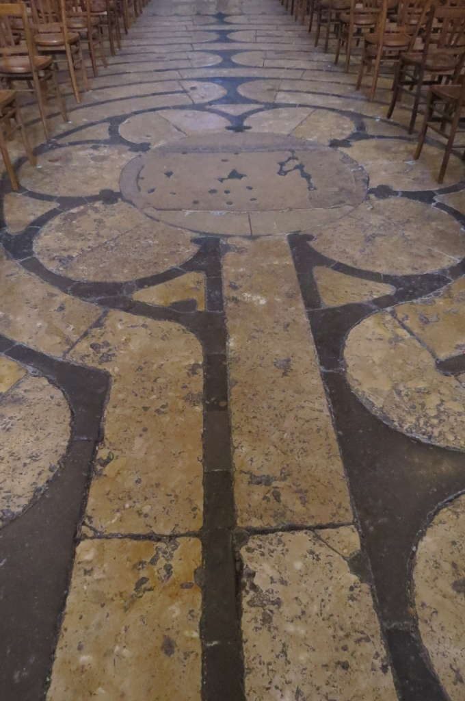 O labirinto - O que fazer em Chartres França- Passeio perto de Paris