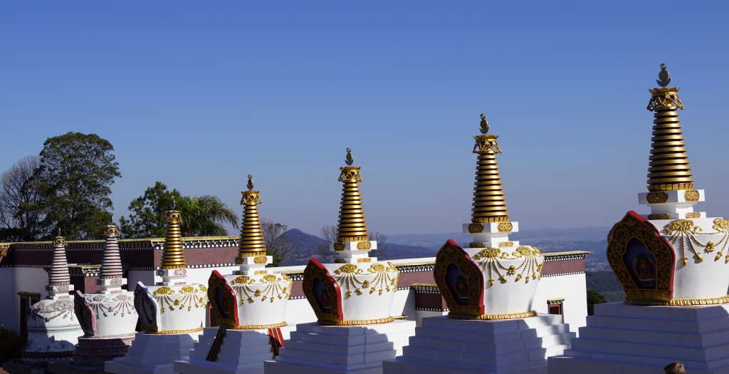 Estupas - Passeio ao Templo Budista em Três Coroas RS