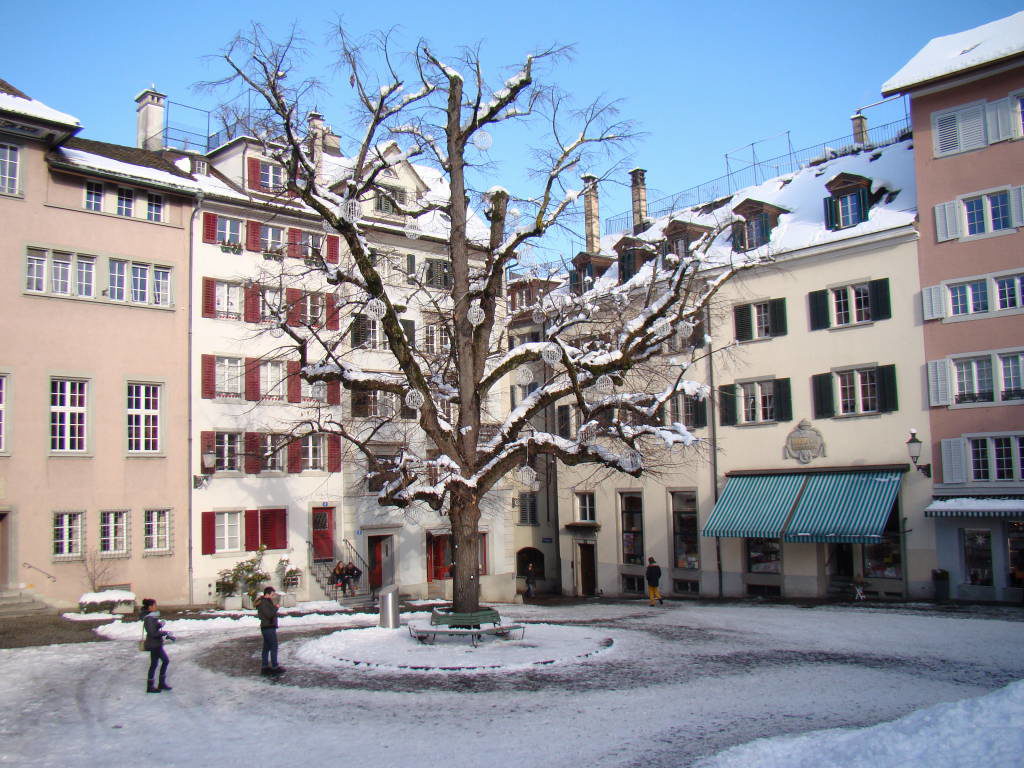 St. Peter Hofstatt - O que fazer em Zurique no inverno - Ano Novo e Pontos Turísticos