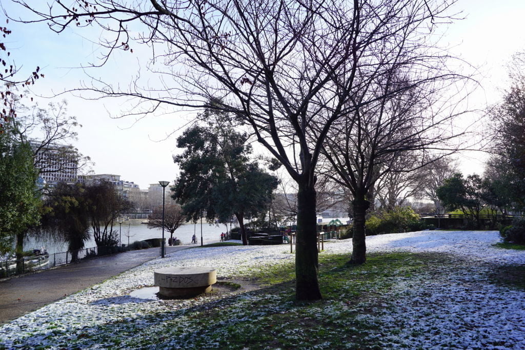 Jardim Tino-Rossi - Viajar para Paris no inverno com neve!