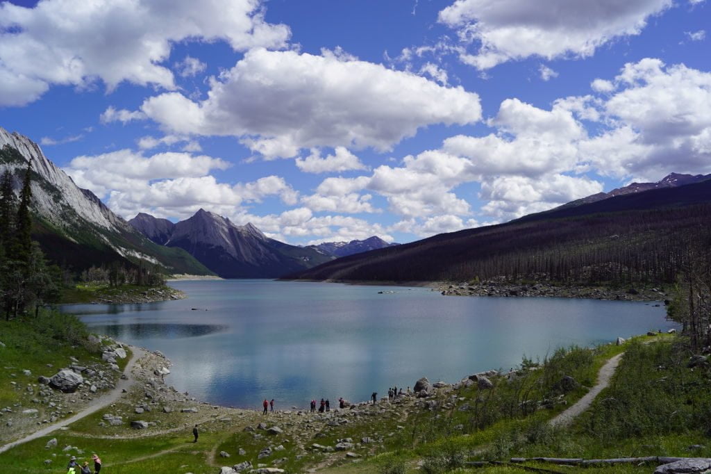Medicine Lake - O que fazer no Parque Nacional Jasper Canadá