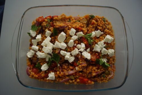 Culinária grega: Salada de lentilha com queijo feta