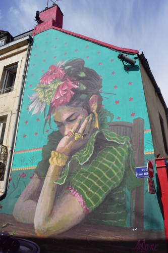 Mural de Frida Khalo na Praça Èmile Zola - O que fazer em Dijon França