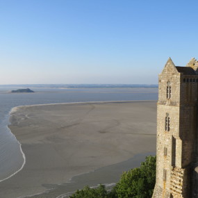 Difference in tides - Tips of Mont St Michel in France