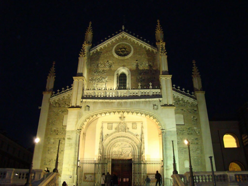 Iglesia de los Jerónimos - Roteiro Madrid a pé, à noite e de graça!