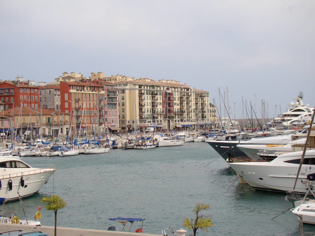 Le Port - O que fazer em Nice França em 1 dia
