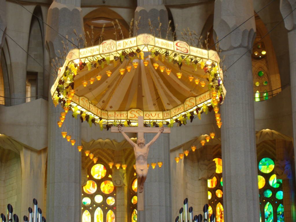 Nave principal - Visita à Igreja Sagrada Família Barcelona
