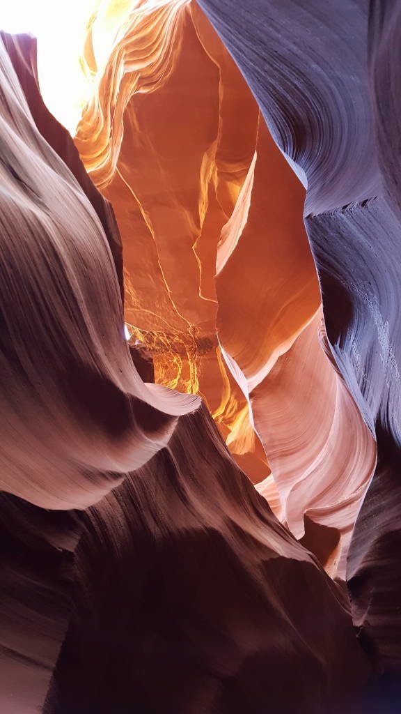  Visiting Antelope Canyon - The most spectacular canyon in USA! 