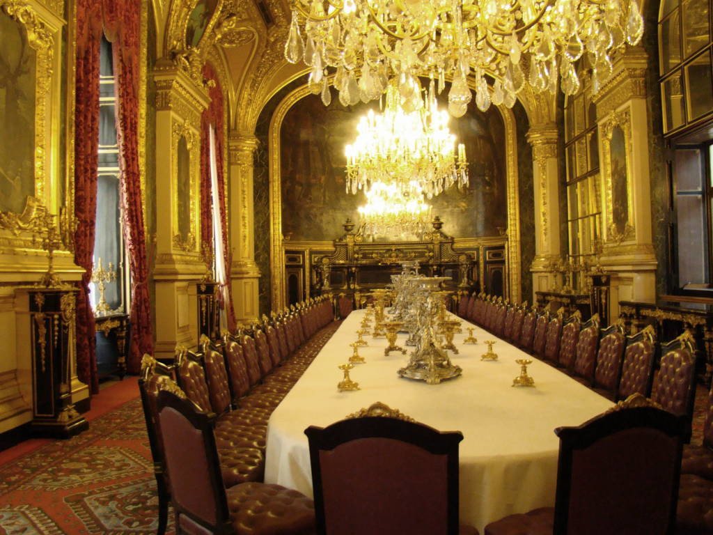 Napoleon's Apartment  - Louvre Museum - 5 days in Paris itinerary - Best attractions!