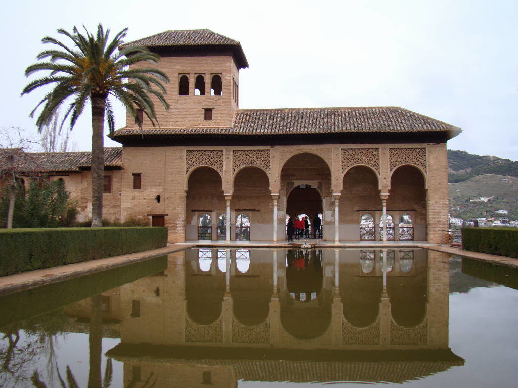 Palácio do Pórtico - Palácio de Alhambra Espanha em Granada