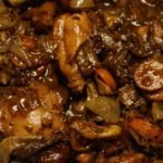 COMIDA TÍPICA DA FRANÇA – COQ AU VIN