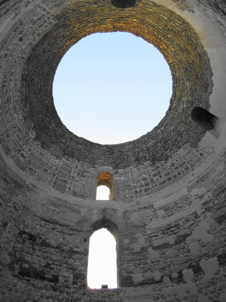 O Vestíbulo no Palácio de Diocleciano - O que fazer em Split Croácia