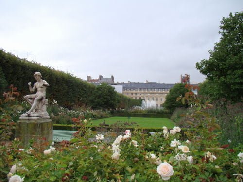 Jardim do Palais Royal - Como economizar em Paris! Paris barata!