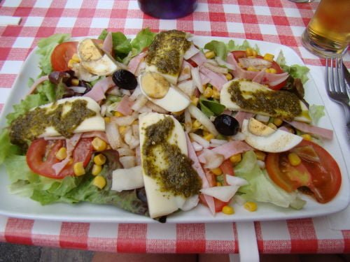 Almoçando em Gordes - 1 dia na Provence: Roussillon e Gordes França 