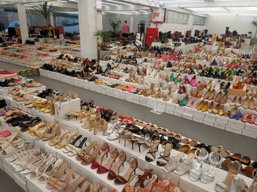 Loja Mundo do Sapato - Outlets de sapatos em Gramado