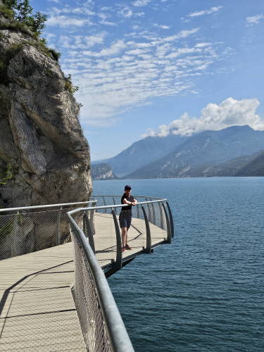 Passarela Ciclo Pedonal em Limone sul Garda