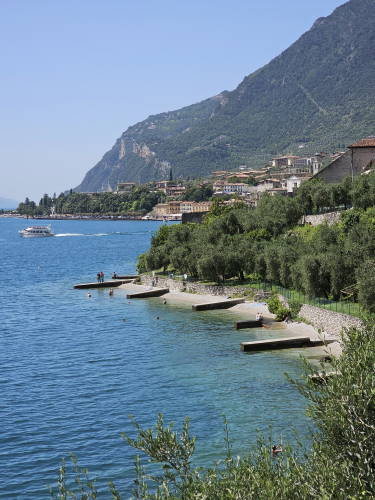 Vista da Passarela Ciclopedonal em Limone sul Garda